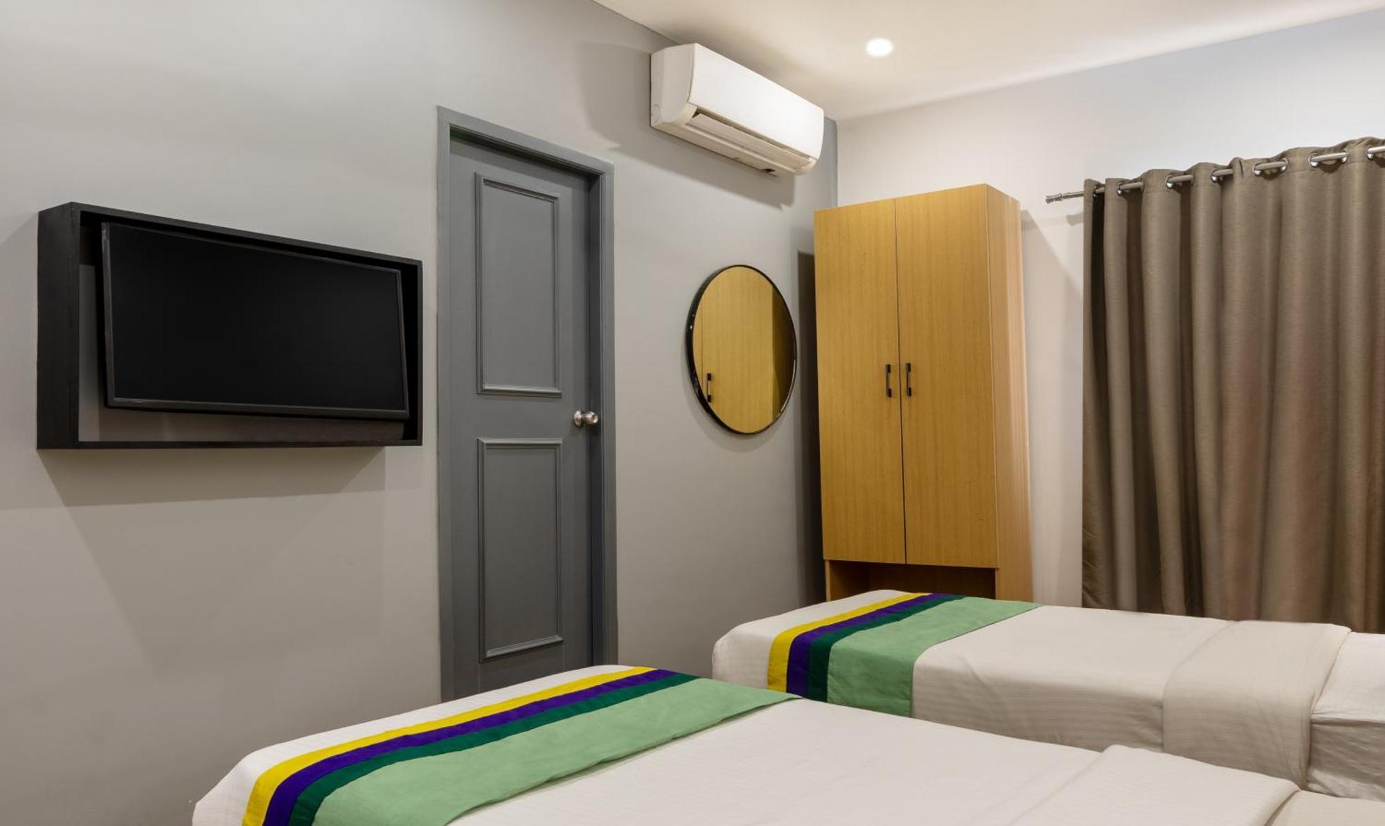 Treetops Inn Chennai Bagian luar foto