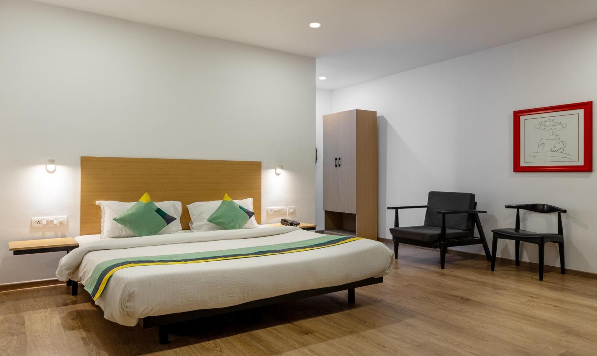 Treetops Inn Chennai Bagian luar foto